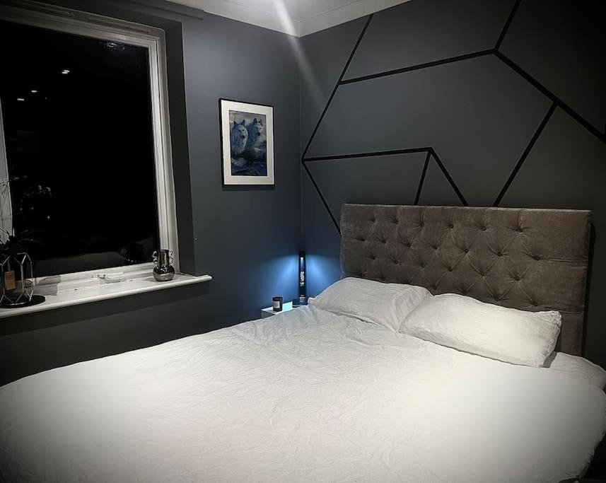 Stunning Luxury Croydon Apartment Gatwick Airport Close Purley Exterior foto