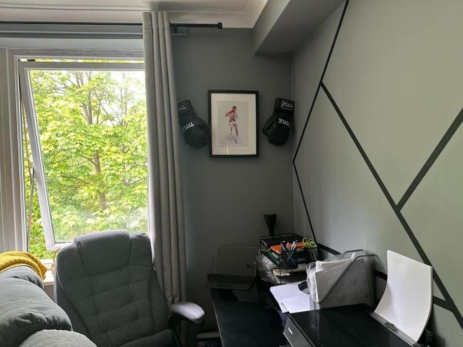 Stunning Luxury Croydon Apartment Gatwick Airport Close Purley Exterior foto